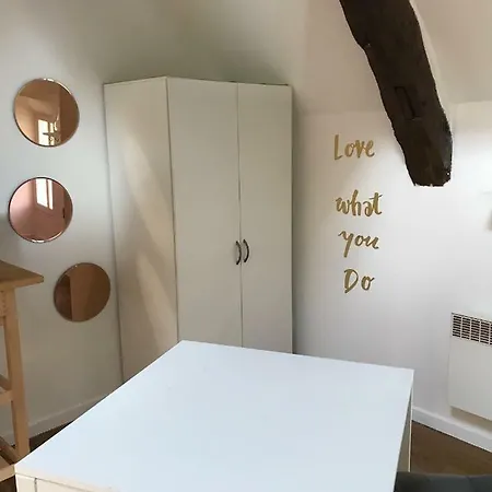 - Proche Orly Et Paris Daire